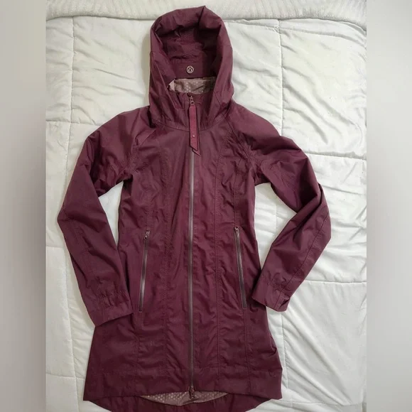 lululemon athletica Jackets Coats Lululemon Right As Rain
